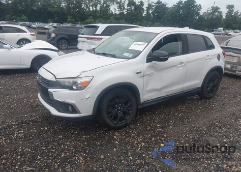 2017 Mitsubishi Outlander Sport 2.0 Es/2.0 Le z USA, uszkodzony, nr VIN JA4AR3AU9HZ067033
